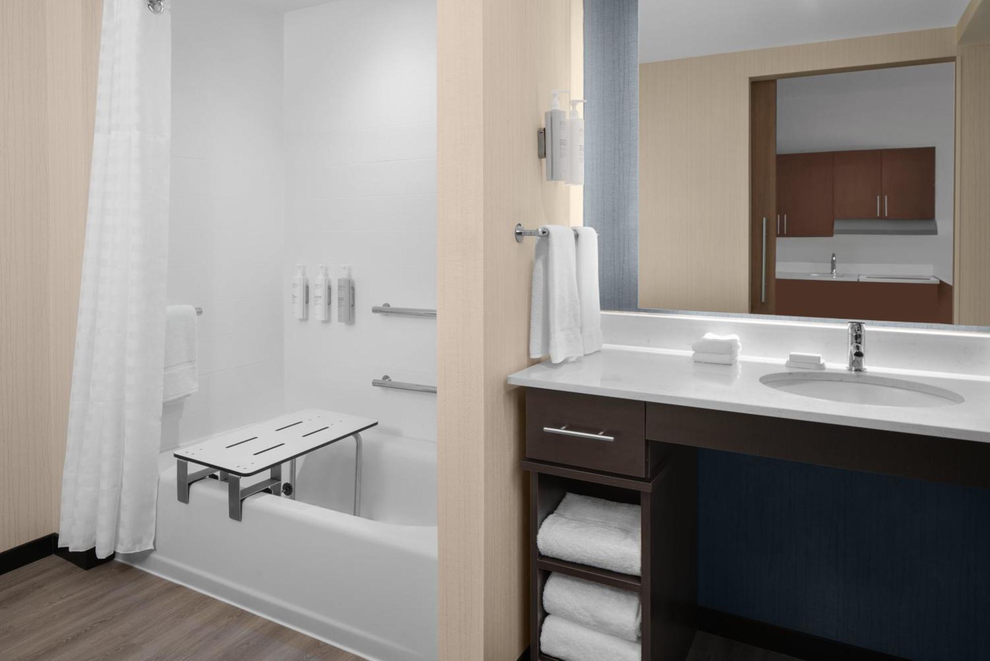 Homewood Suites By Hilton Charlotte Uptown First Ward Ngoại thất bức ảnh
